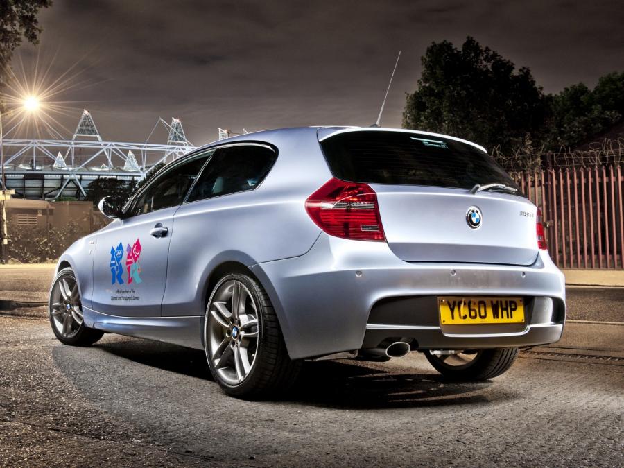  BMW 118d Performance Edition 2011 года  (UK) (фото 3 из 3)